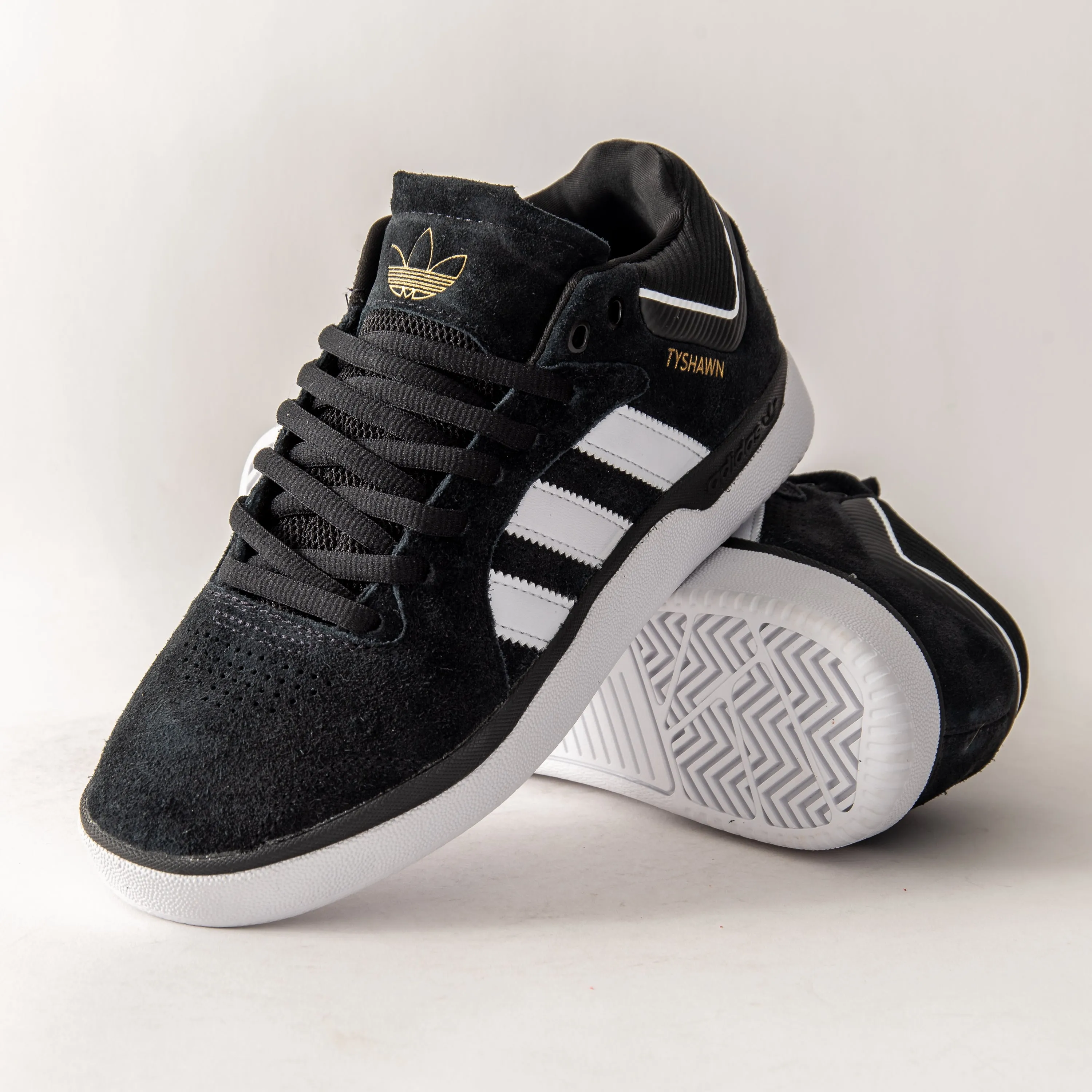 Adidas - Tyshawn (Black/White)