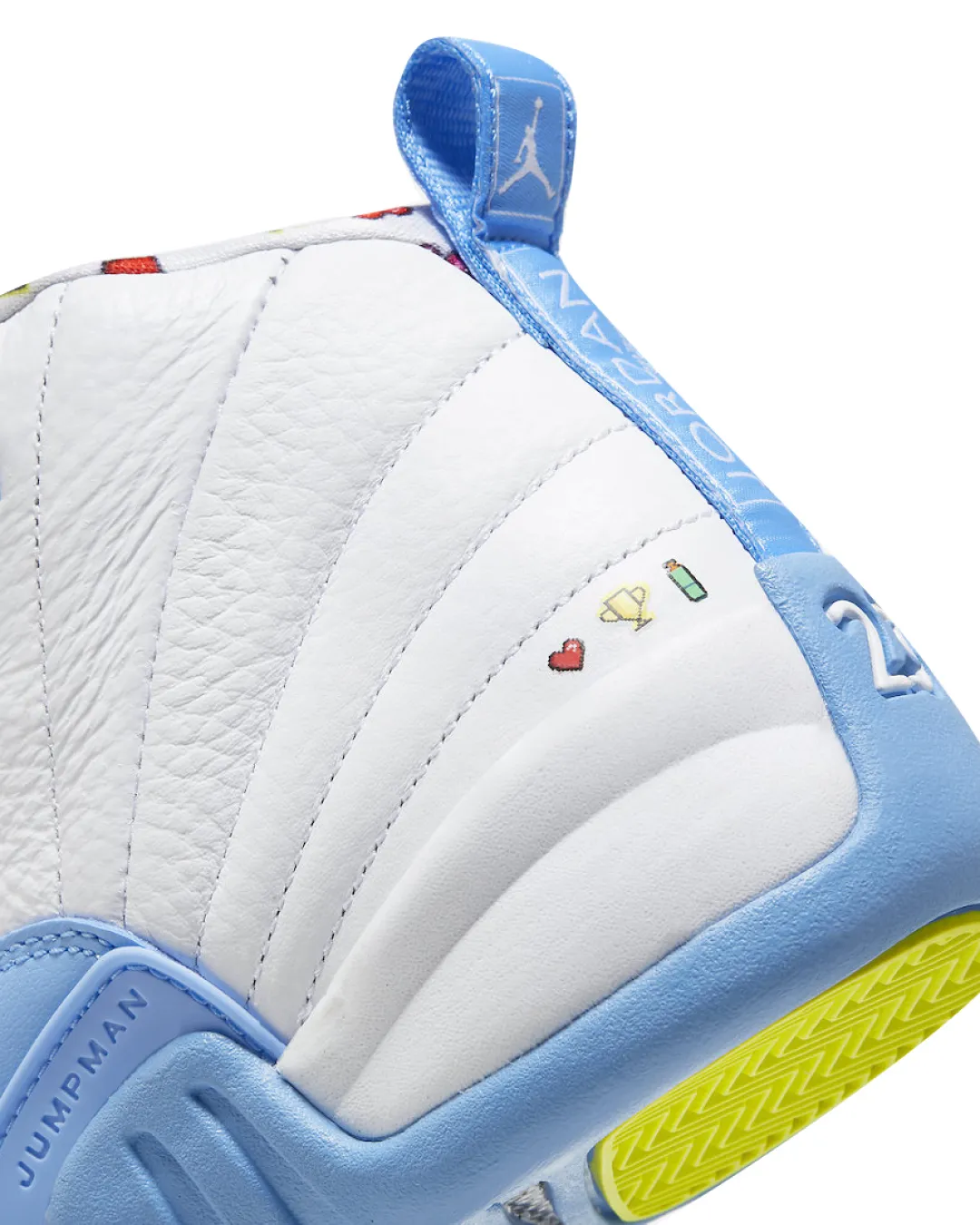 Air Jordan 12 Retro ‘Emoji University Blue‘