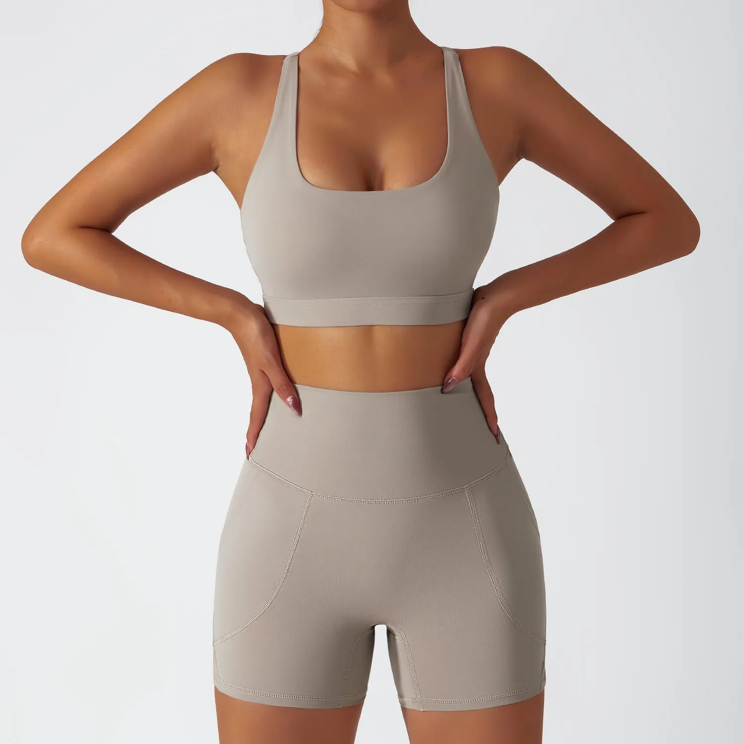 breathable waist-hip short workout sets