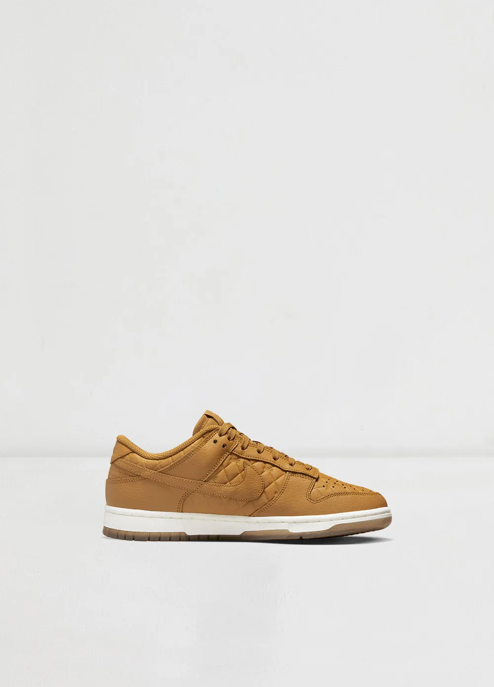 Dunk Low 'Quilted Wheat' Sneakers