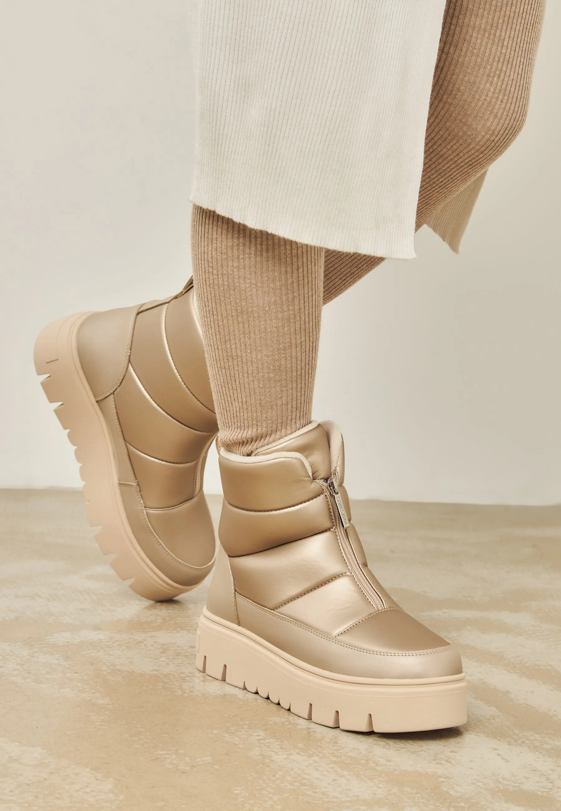 Elegant Winter Snow Boots - Beige