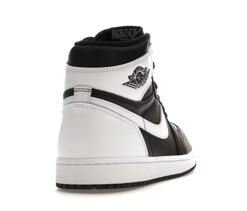 JORDAN 1 RETRO HIGH OG BLACK WHITE