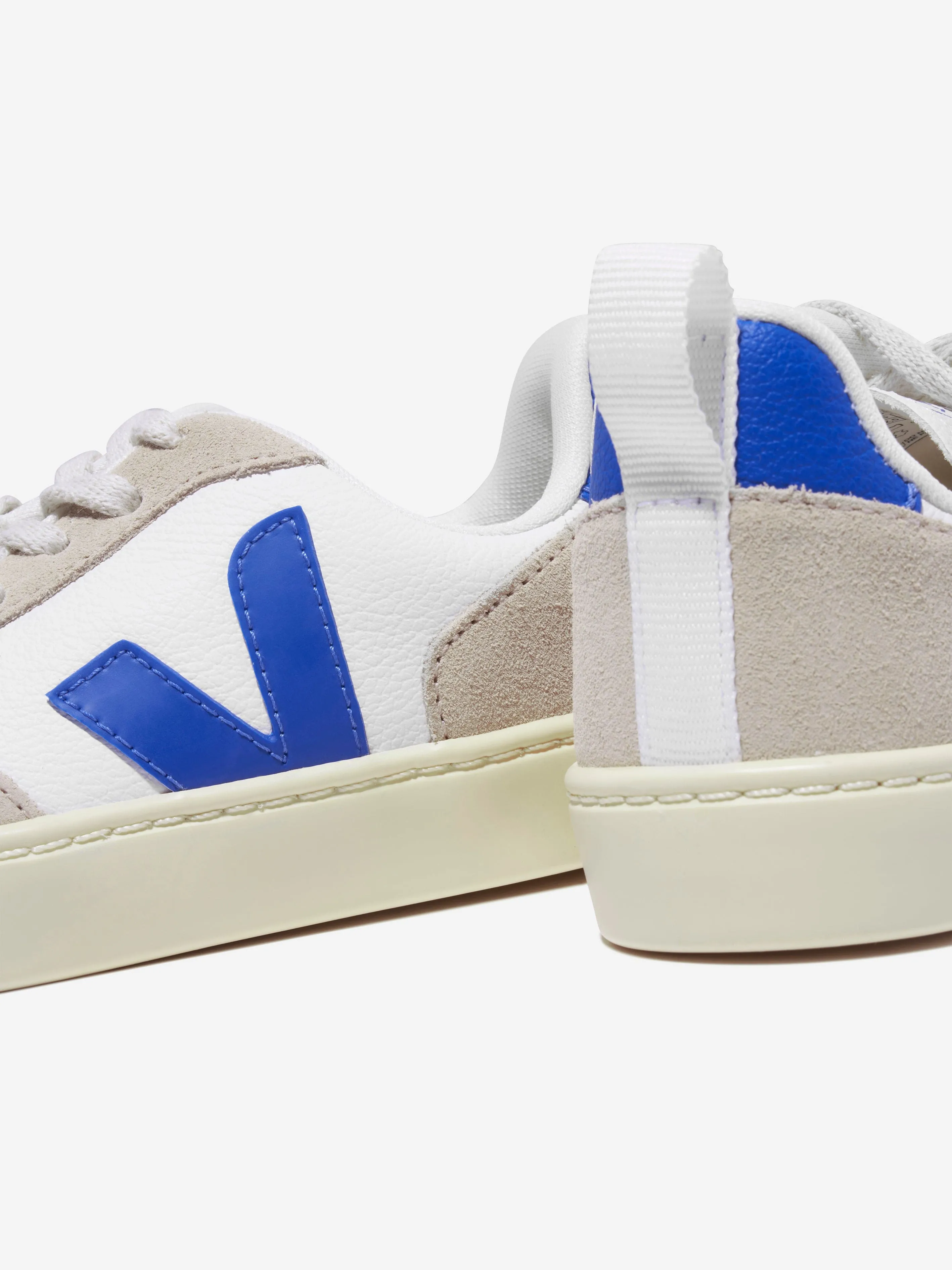 Veja Boys Small V-10 Lace Up Trainers in White